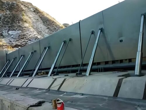 4.5m×9m 液压坝工程：中型灌区 4.5m×9m 液压坝输水灌溉工程实例